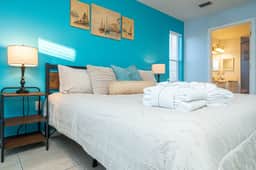 Palm Cove Beach Rentals - Image 2
